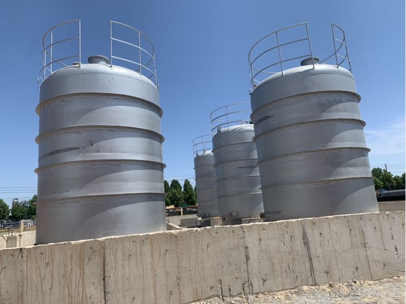 氨水、硝酸、磷酸儲(chǔ)罐